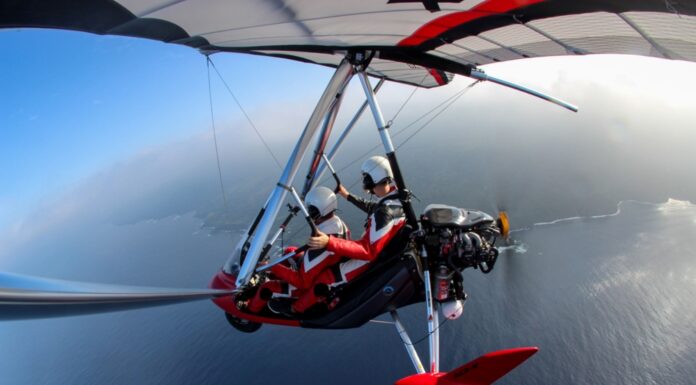 Staňte sa pilotom na skúšku a splňte si sen z detstva! Skutočné riadenie lietadla pod dohľadom inštruktora vás prenesie do výšin.